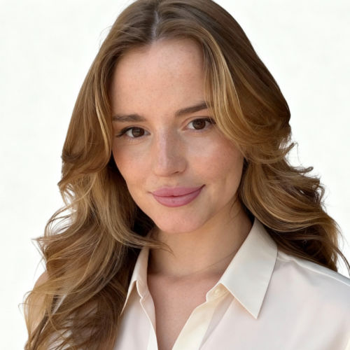 Karina Deba