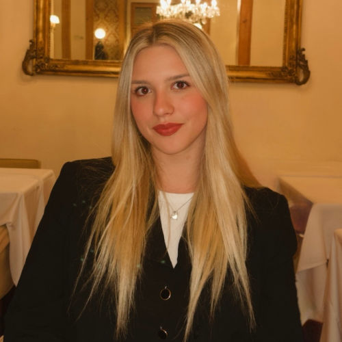 Camila Callegari Meneghetti